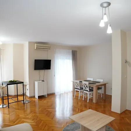Kula * Novi Banovci